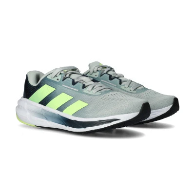 Questar 3 Running shoes