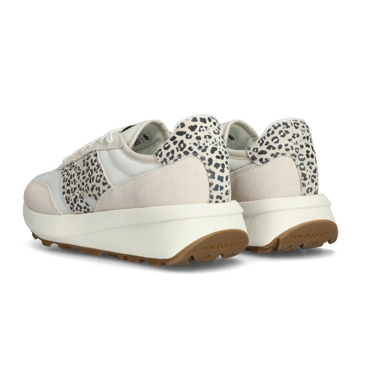 zapatilla-new-balance-370-beige-5