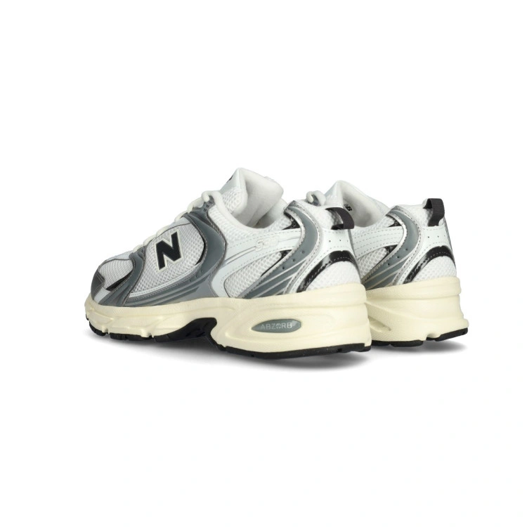 zapatilla-new-balance-530-plata-5