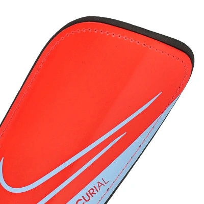 Espinillera Mercurial Hardshell
