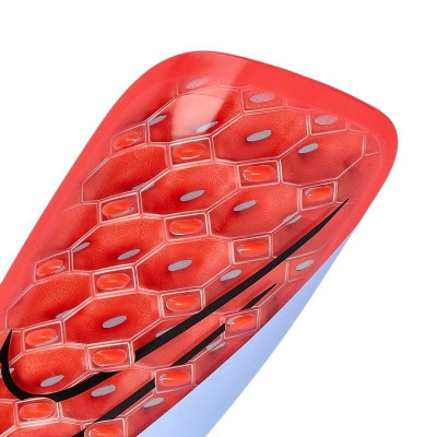 Espinillera Mercurial Lite Superlock