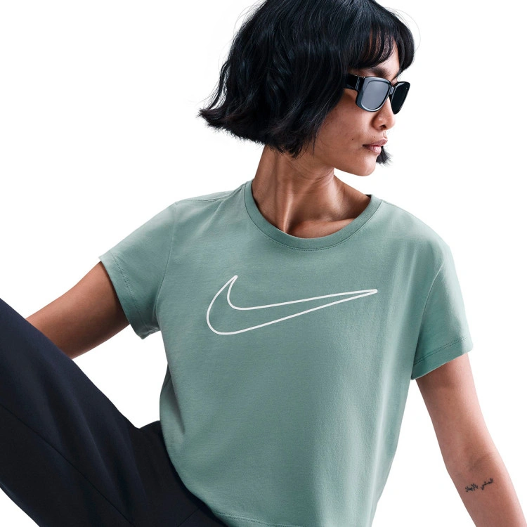 camiseta-nike-sportswear-club-mujer-cannon-white-3