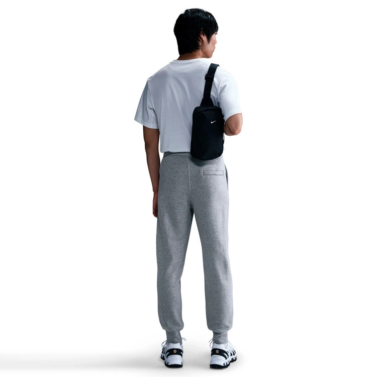 pantalon-largo-nike-club-grey-heather-smoke-grey-white-4