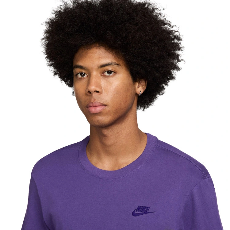 camiseta-nike-sportswear-club-wild-grape-white-2