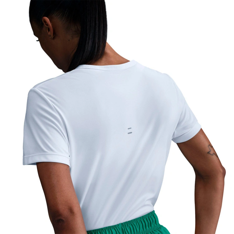 camiseta-nike-dri-fit-mujer-white-reflective-silv-3