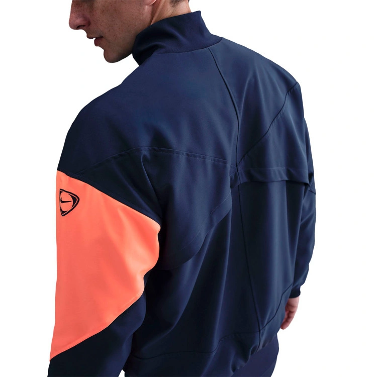chaqueta-nike-fc-barcelona-pre-match-2025-2026-midnight-navy-bright-mango-bright-mango-3