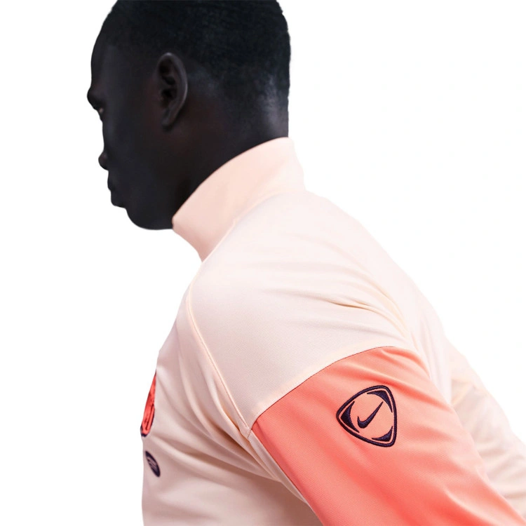 chandal-nike-fc-barcelona-training-2025-2026-crimson-tint-midnight-navy-bright-mango-midni-2
