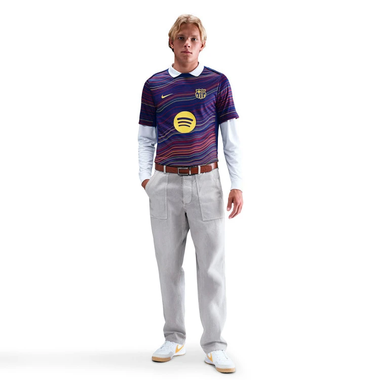camiseta-nike-fc-barcelona-pre-match-2025-2026-deep-royal-blue-deep-royal-blue-noble-red-mid-5