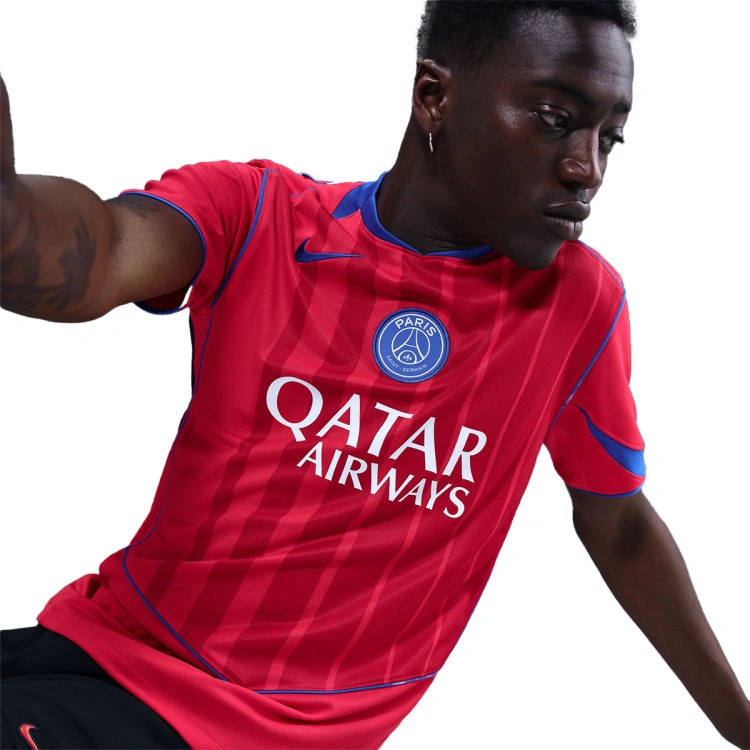 camiseta-nike-psg-tercera-equipacion-2025-2026-global-red-sport-red-hyper-royal-5