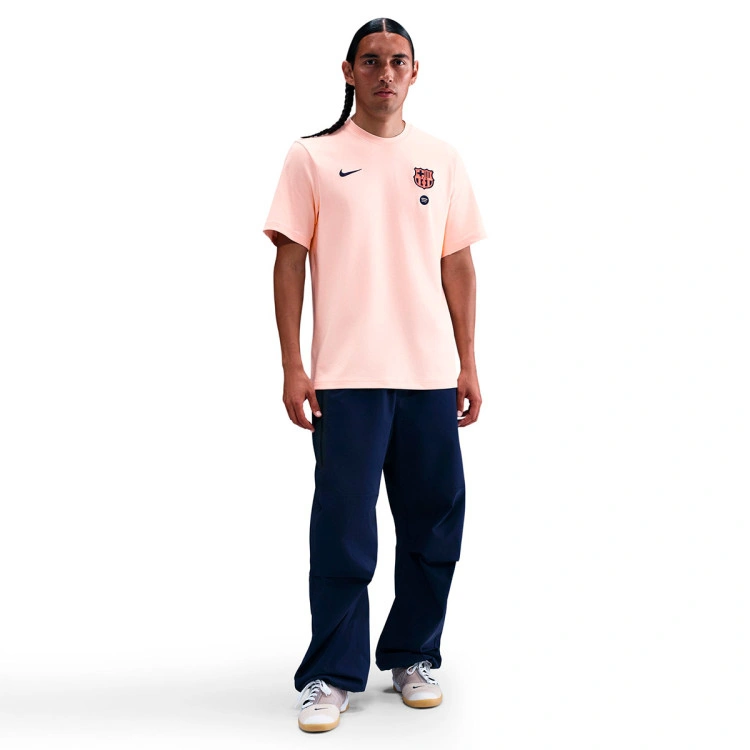 camiseta-nike-fc-barcelona-fanswear-2025-2026-washed-coral-washed-coral-midnight-navy-full-5