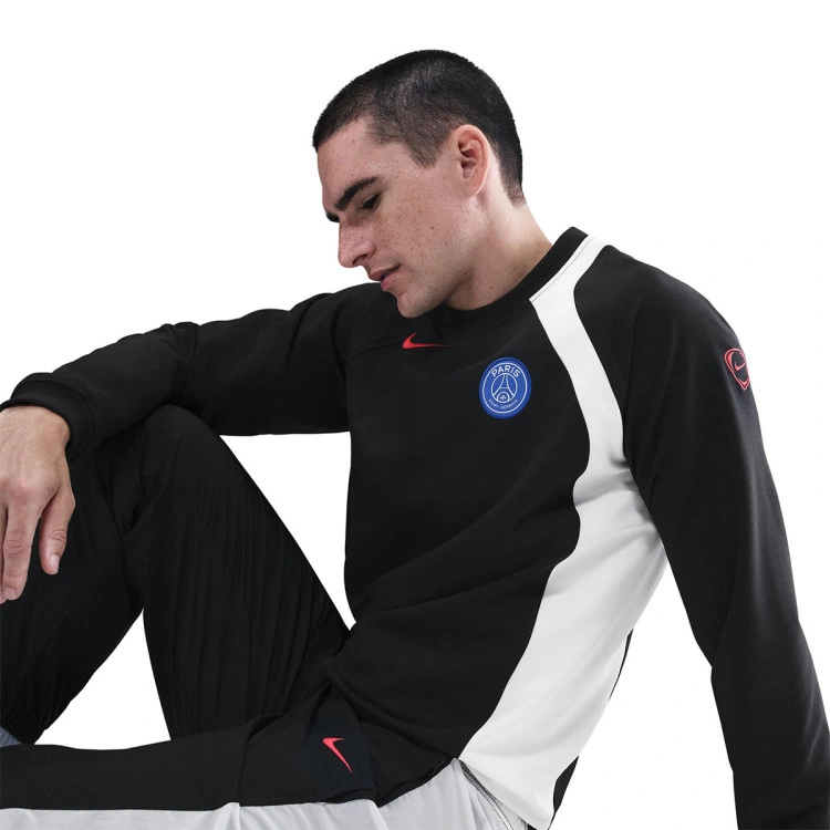 sudadera-nike-paris-fc-fanswear-2025-2026-black-white-global-red-no-sponsor-2