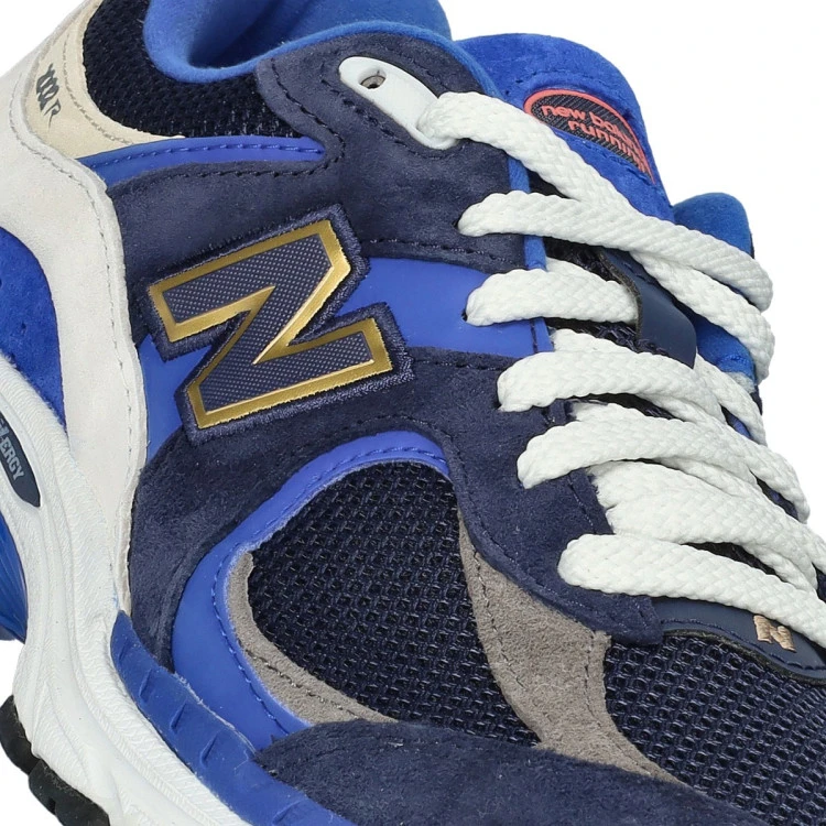zapatilla-new-balance-2002-fc-porto-gris-7