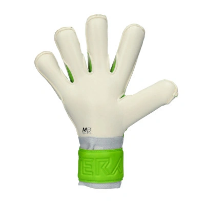 SP Fútbol Guantes Pantera Competition — photo 4
