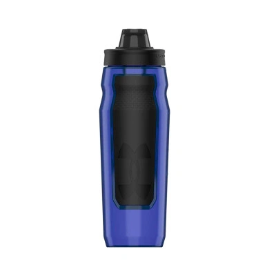 UA 32oz Playmaker Squeeze (950 ml) Bottle