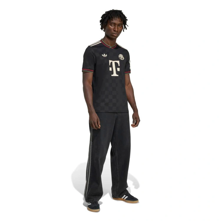 camiseta-adidas-fc-bayern-tercera-equipacion-2025-2026-black-4