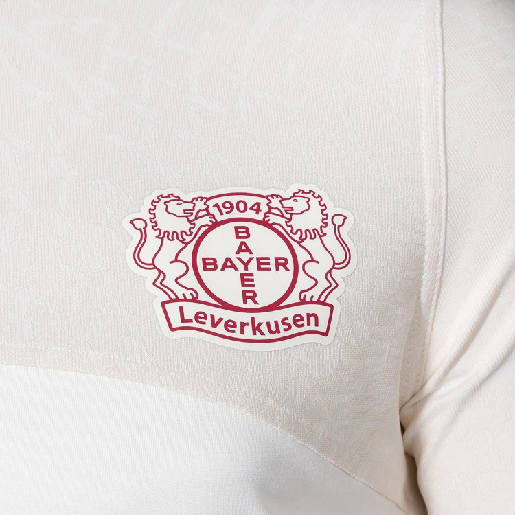 sudadera-new-balance-bayer-leverkusen-pre-match-2025-2026-white-3