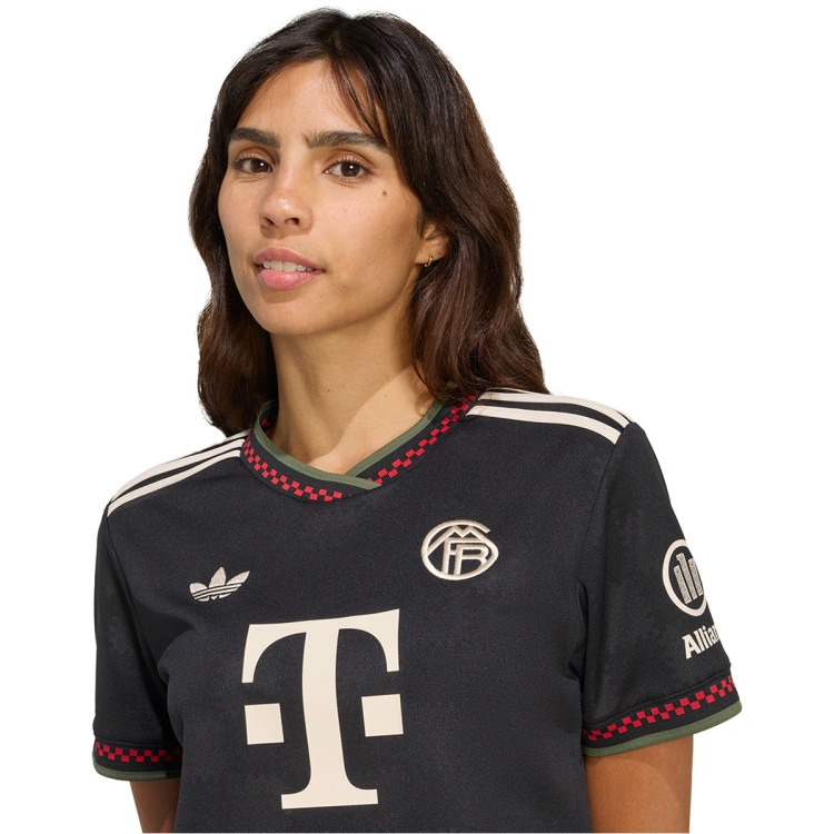 camiseta-adidas-croptop-fc-bayern-tercera-equipacion-2025-2026-mujer-black-2