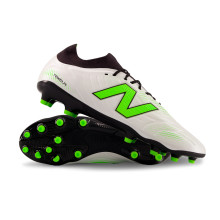 Taco de fútbol New Balance Tekela Pro Low Laced MG V5