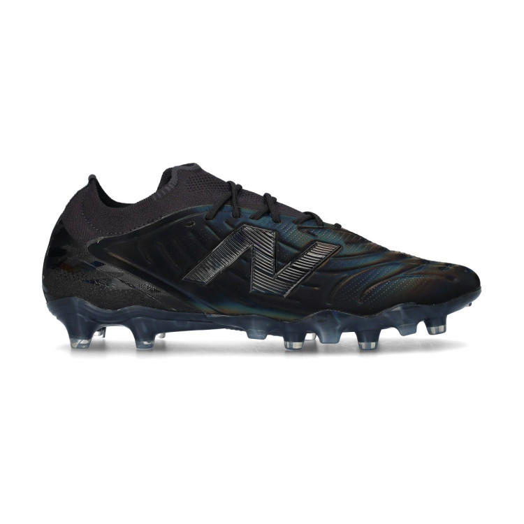 New Balance Unisex TEKELA ELITE LOW LACED FG V5 in Black Synthetic