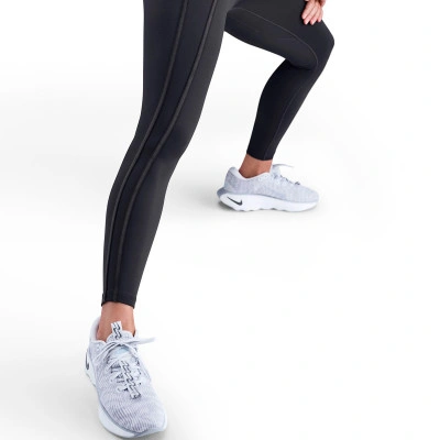 Nike Malla larga Dri-Fit One Mujer — photo 3