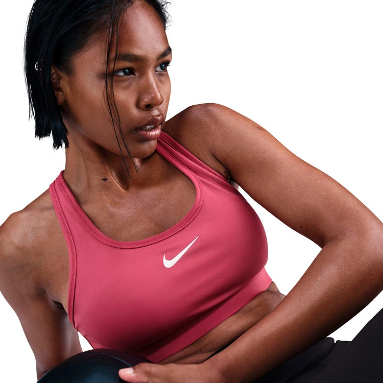 sujetador-nike-swoosh-medium-support-sweet-beet-white-2