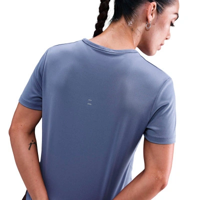 Nike Camiseta Tempo Swoosh Dri-Fit Mujer — photo 4