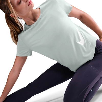 Nike Camiseta Tempo Swoosh Mujer — foto 3