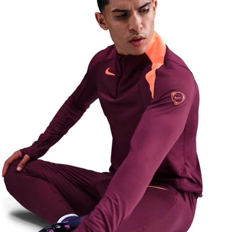 sudadera-nike-dri-fit-strike-bordeaux-orange-pulse-2