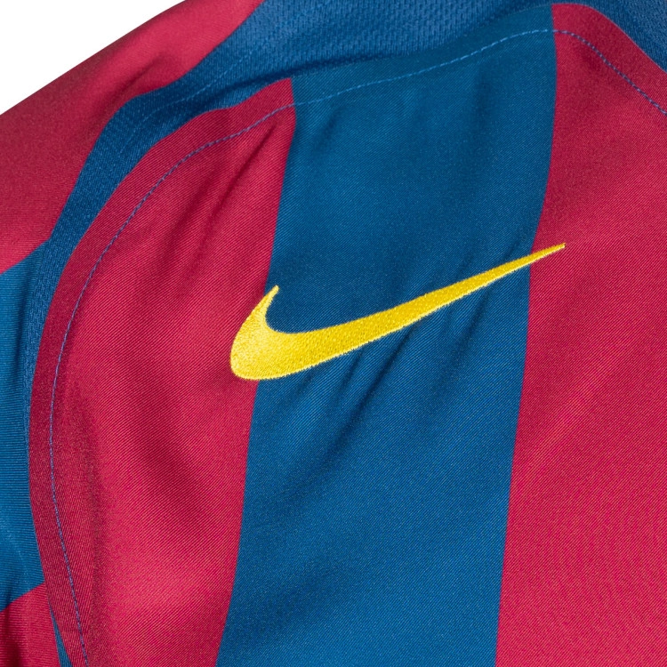 camiseta-nike-fc-barcelona-reissue-edicion-especial-2025-2026-gym-blue-desert-maroon-tour-yellow-5