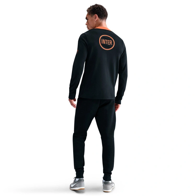 camiseta-nike-inter-milan-pre-match-ml-2025-2026-black-thunder-blue-safety-orange-5