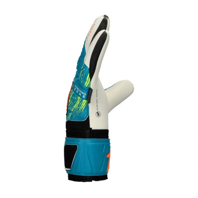 Rinat Guantes Fiera Prime Onana — foto 3