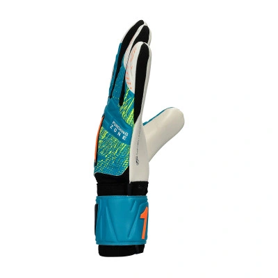 Rinat Guantes Fiera Training Onana — foto 3