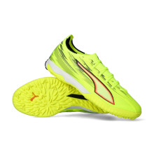 Taco de fútbol Puma Ultra 6 Match Turf