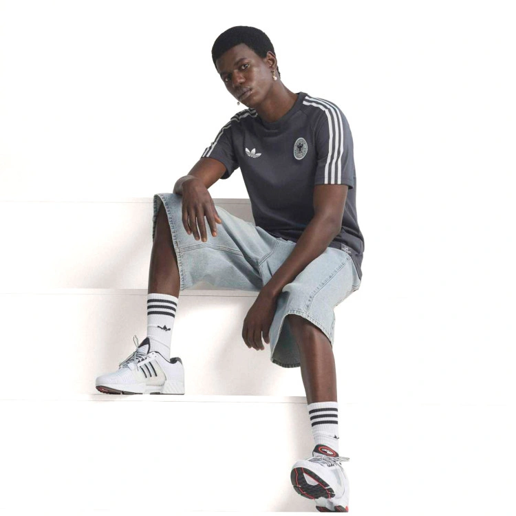 camiseta-adidas-germany-dfb-fanswear-originals-adicolor-fanswear-mundial-2026-utility-black-4