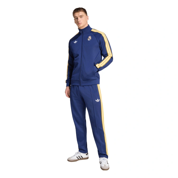 chaqueta-adidas-real-madrid-originals-collection-fanswear-2025-2026-dark-blue-4