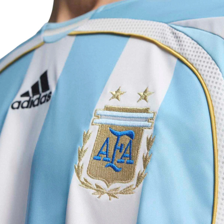 camiseta-adidas-argentina-afa-edicion-especial-mundial-2026-white-clear-blue-3