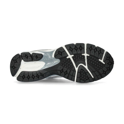 New Balance Sneakers 2002R — photo 4