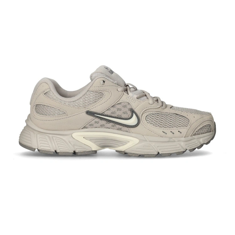 zapatilla-nike-v5-rnr-beige-1