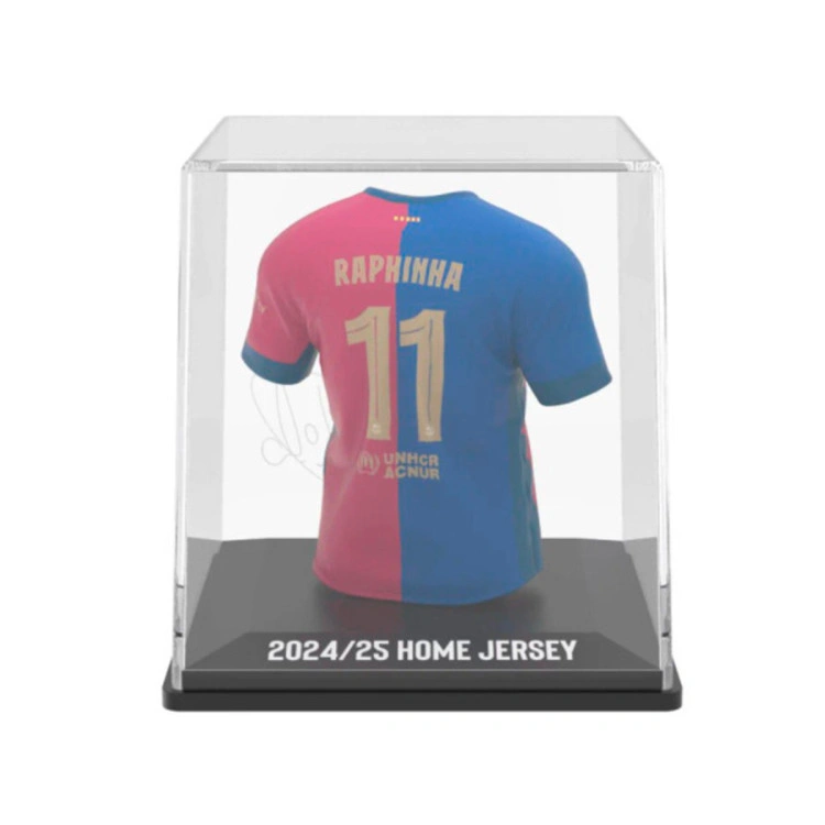 fc-barcelona-vitrina-camiseta-fcb-raphinha-2024-2025-3
