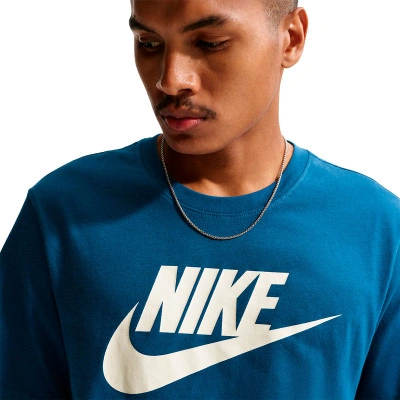 Nike Camiseta Sportswear Icon Futura — foto 3