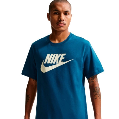 Nike Camiseta Sportswear Icon Futura — foto 5