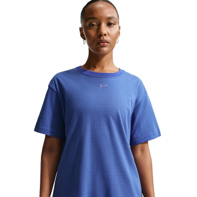 Nike Camiseta Sportswear Stripe Mujer — foto 3
