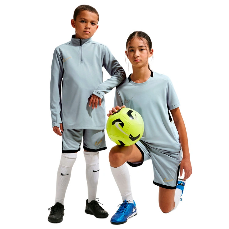 pantalon-corto-nike-academy-25-lt-smoke-grey-white-black-metallic-gold-4