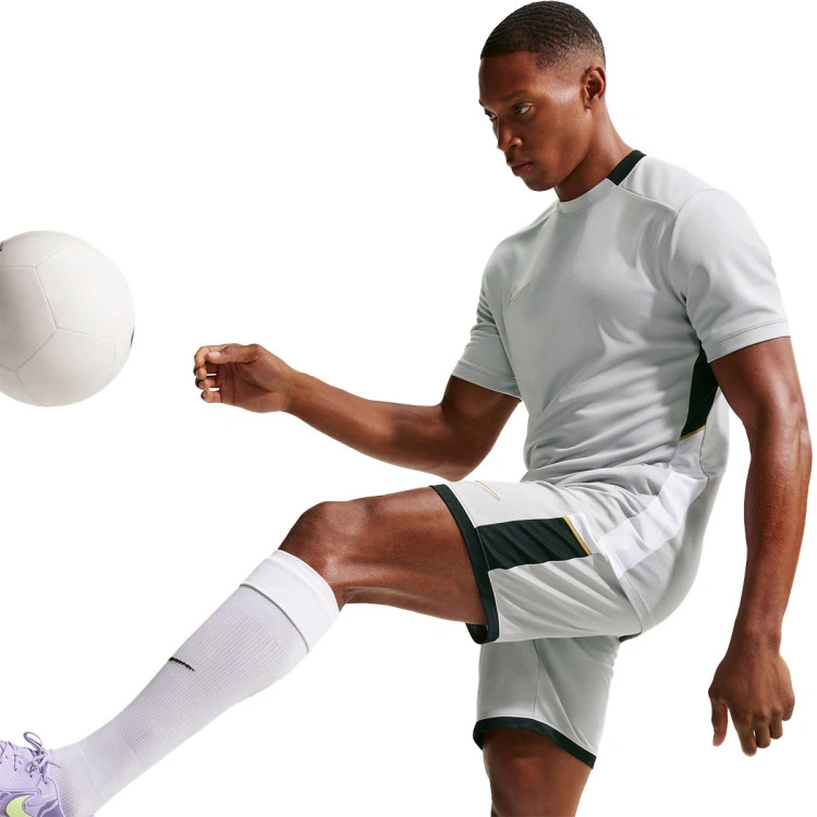 pantalon-corto-nike-dri-fit-academy-25-lt-smoke-grey-white-black-metallic-gold-2