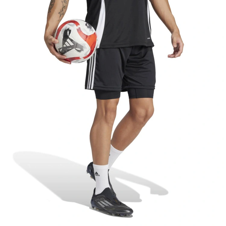 malla-corta-adidas-techfit-black-4