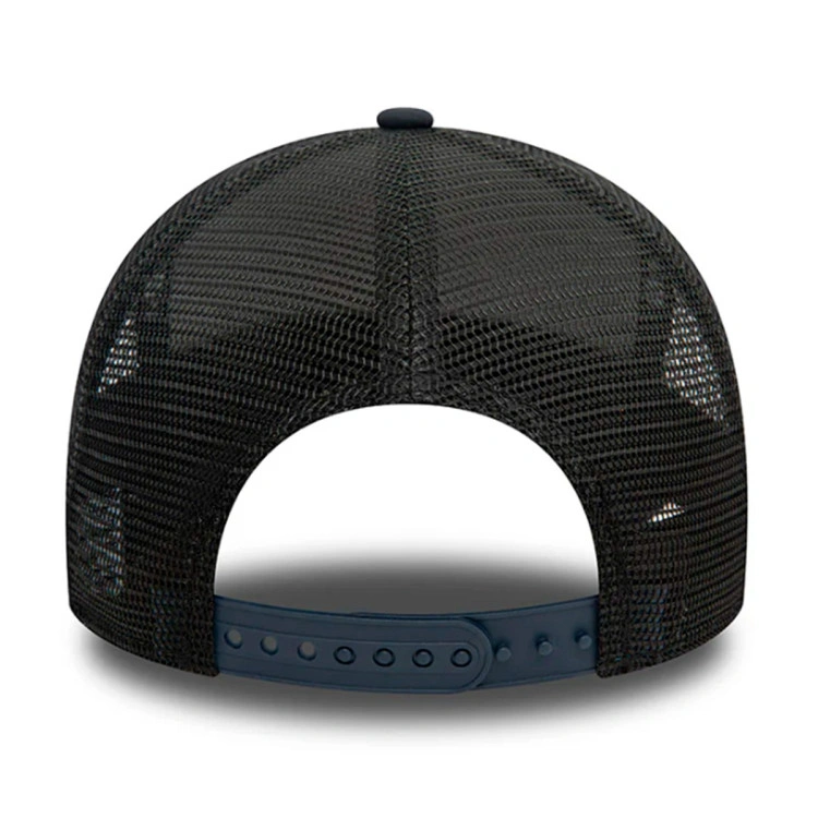 gorra-new-era-manchester-united-crest-seasonal-9forty-e-frame-trucker-blue-2