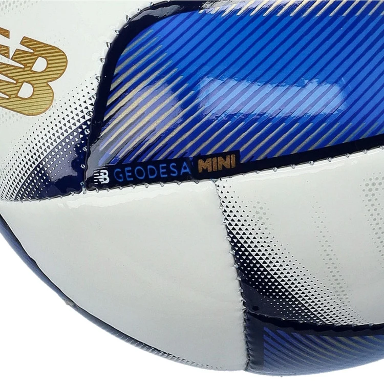 balon-new-balance-fc-porto-2025-2026-blanco-2