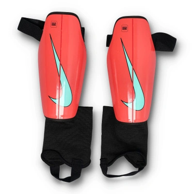 Espinillera Charge Guard Shinpads