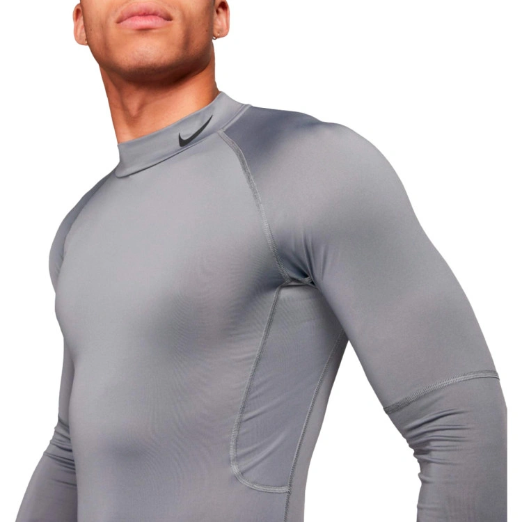 camiseta-nike-pro-dri-fit-mock-neck-ls-jersey-gris-2