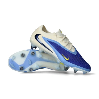 Phantom 6 Low Elite SG-Pro Football Boots